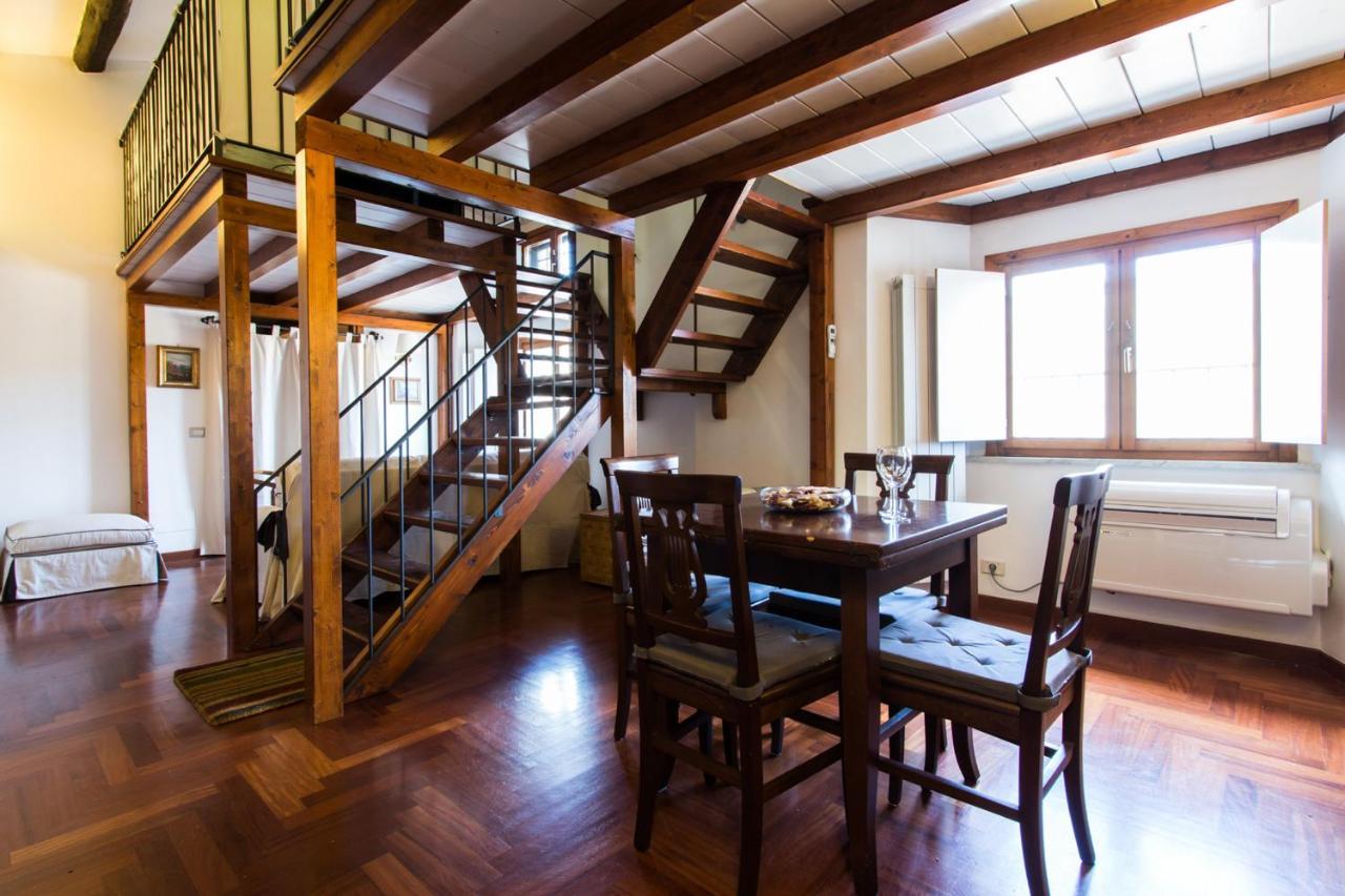 ローマAltieri Loft Pantheonアパートメント エクステリア 写真