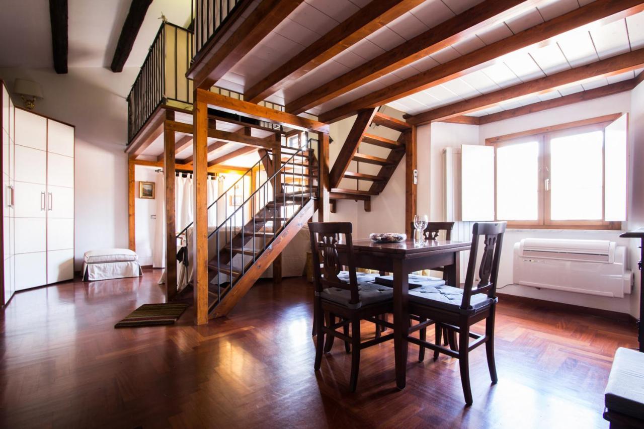 ローマAltieri Loft Pantheonアパートメント エクステリア 写真